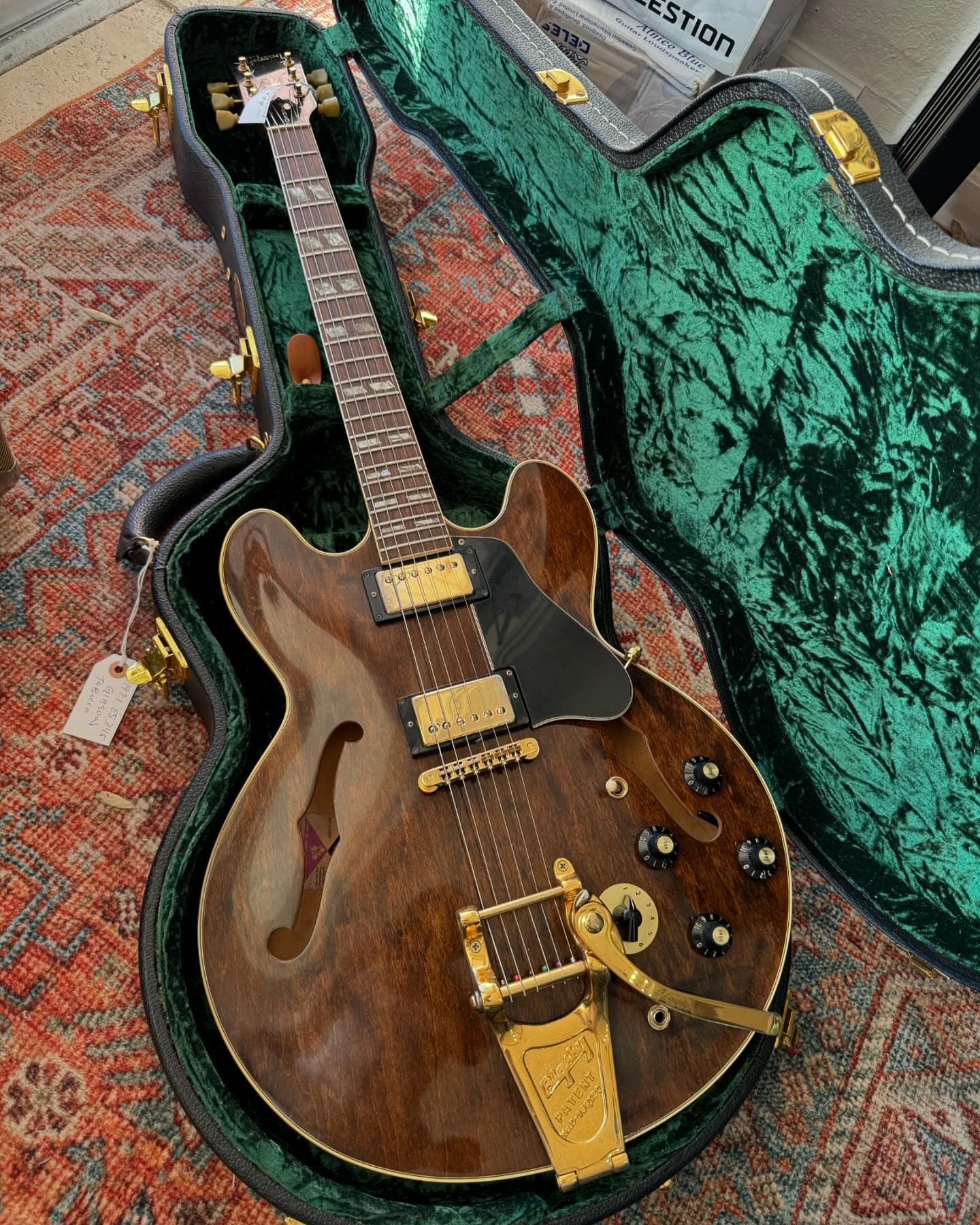 Redwoods Vintage Guitars es345 st.petersburg florida guitar store musical instruments pasadena 33710