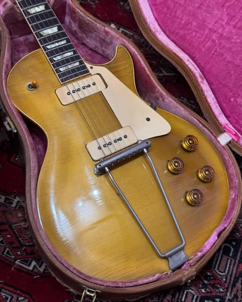 1952 Gibson Les Paul at Redwoods Vintage Guitars St Pete Florida