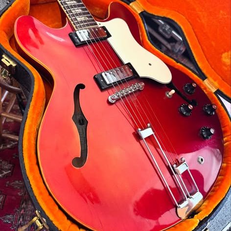 1967 Epiphone Riviera in Sparkling Burgundy