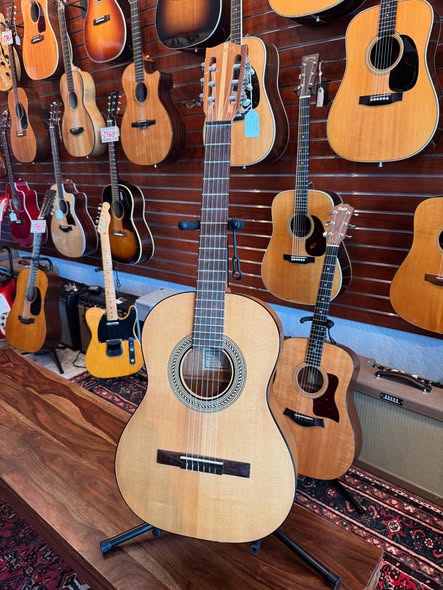 1967 Gibson C-0 Classical Acoustic at Redwoods Vintage Guitars St Pete Florida 1967 Gibson C-0 Classical Acoustic at Redwoods Vintage Guitars St Pete Florida