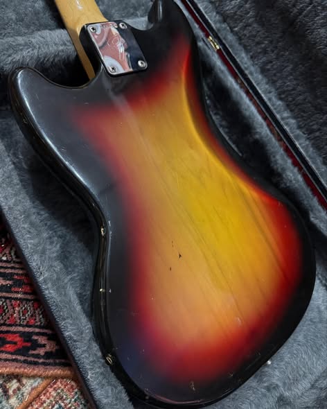 1973 Fender Mustang Sunburst Finish at Redwoods Vintage Guitars Back 1973 Fender Mustang Sunburst Finish at Redwoods Vintage Guitars Back