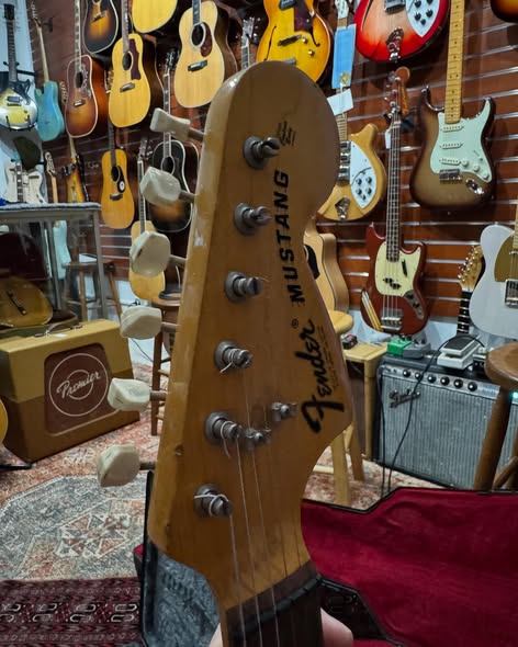 1973 Fender Mustang Sunburst Finish at Redwoods Vintage Guitars Headstock 1973 Fender Mustang Sunburst Finish at Redwoods Vintage Guitars Headstock