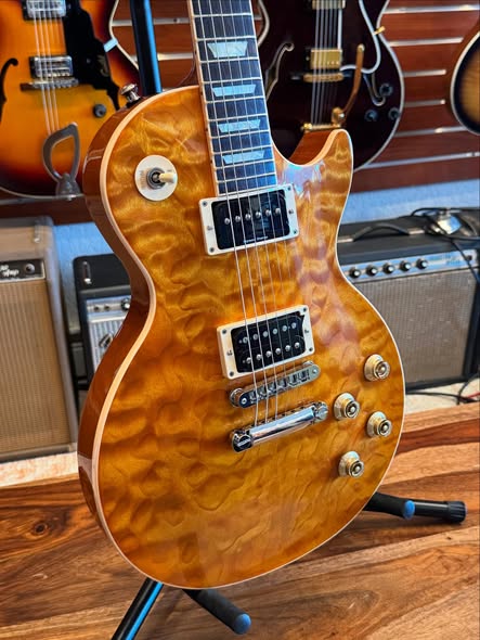 2011 Gibson Quilt Top Les Paul Standard at Redwoods Vintage Guitars St Pete Florida Body