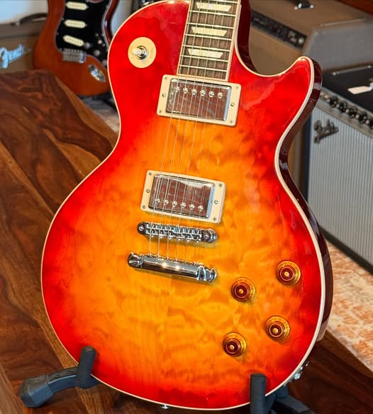 2013 Les Paul Quilt Top at Redwoods Vintage Guitars St Pete Florida Body 2013 Les Paul Quilt Top at Redwoods Vintage Guitars St Pete Florida