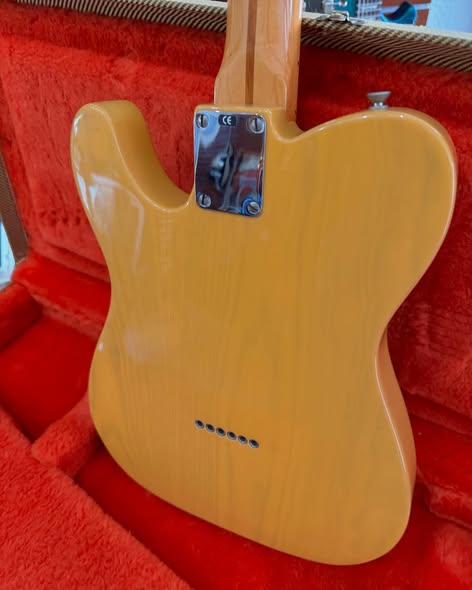 2015 Fender Pure Vintage American 52’ Telecaster at Redwoods Vintage Guitars St Pete Florida back 2015 Fender Pure Vintage American 52’ Telecaster at Redwoods Vintage Guitars St Pete Florida back