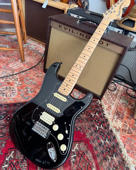2023 USA Strat at Redwoods Vintage Guitars St Pete Florida
