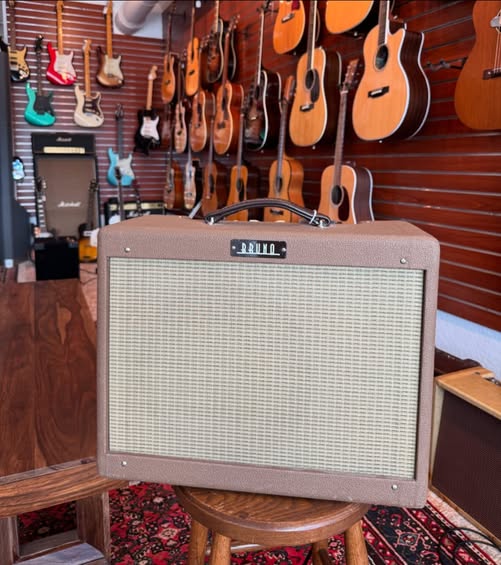 Bruno Tweedie Pie 15 at Redwoods Vintage Guitars St Pete Florida