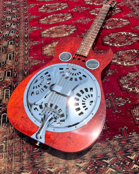 Dobro Florentine Cutaway at Redwoods Vintage Guitars St Pete Florida