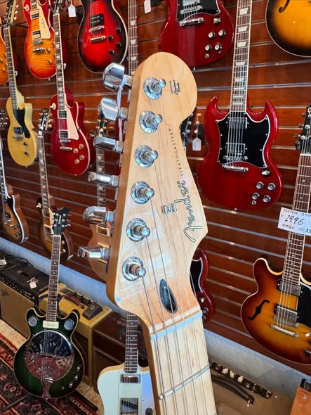Fender Stratocaster in Lake Placid Blue at Redwoods Vintage Guitars St Pete Florida