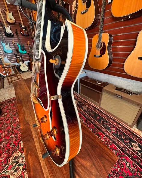 Gibson Custom Byrdland with Florentine Cutaway at Redwoods Vintage Guitars St Pete Florida Side Gibson Custom Byrdland with Florentine Cutaway at Redwoods Vintage Guitars St Pete Florida Side