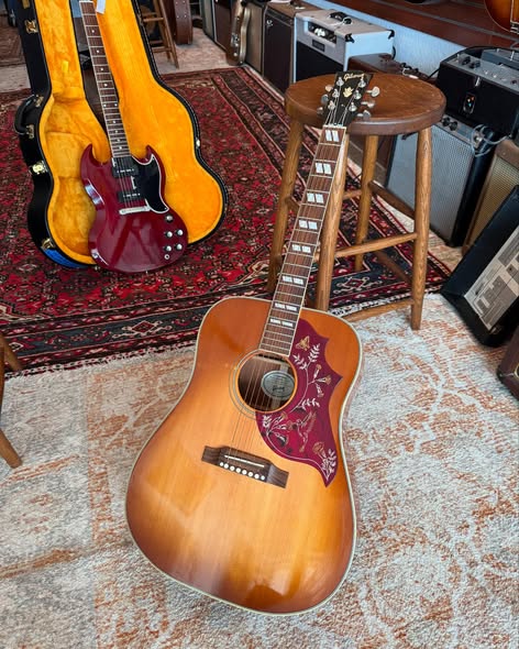 Gibson Hummingbird Faded Cherry Sunburst at Redwoods Vintage Guitars St Pete Florida