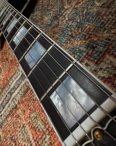 Gibson Les Paul Custom Shop at Redwoods Vintage Guitars Neck