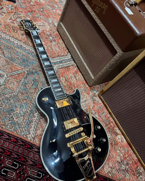 Gibson Les Paul Custom Shop at Redwoods Vintage Guitars