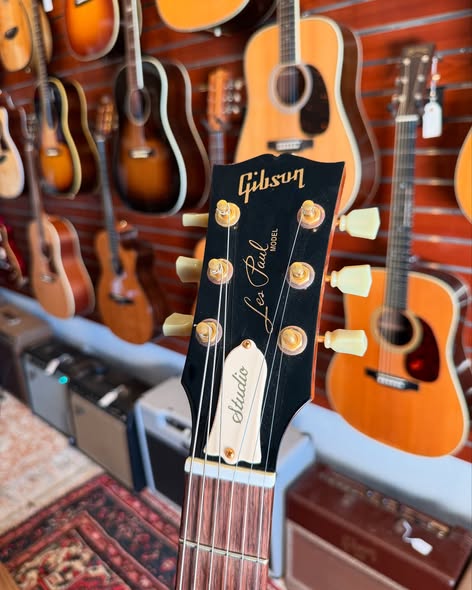 Gibson Les Paul Premium Studio Flame Top at Redwoods Vintage Guitars St Pete Florida