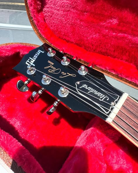 Gibson Les Paul Standard White & Natural Mahogany at Redwoods Vintage Guitars St Pete Florida Headstock Gibson Les Paul Standard White & Natural Mahogany at Redwoods Vintage Guitars St Pete Florida Headstock