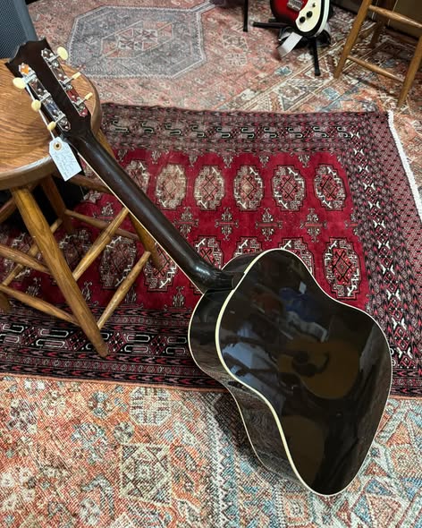 Gibson Southern Jumbo at Redwoods vintage Guitars St Pete Florida back