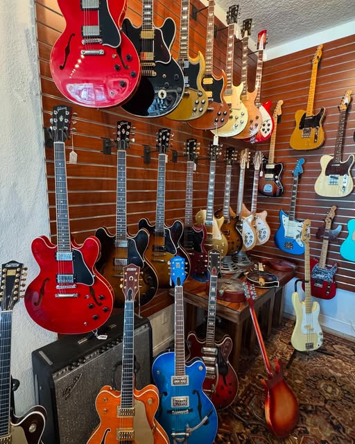 Gretsch Brian Setzer Signature in Sparkle Blue at Redwoods Vintage Guitars St Pete Florida