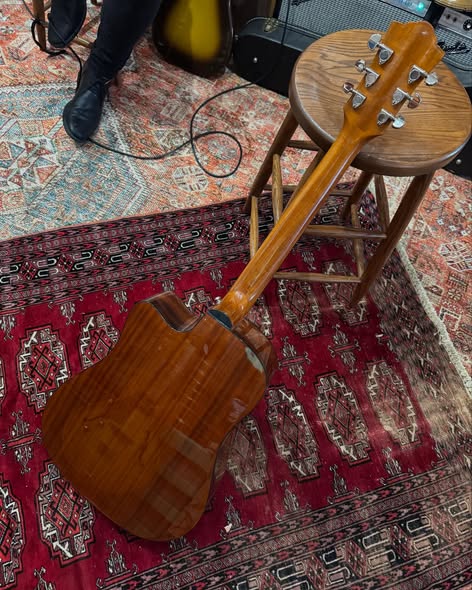 Guild D120CE at Redwoods Vintage Guitars St Pete Florida Back Guild D120CE at Redwoods Vintage Guitars St Pete Florida Back