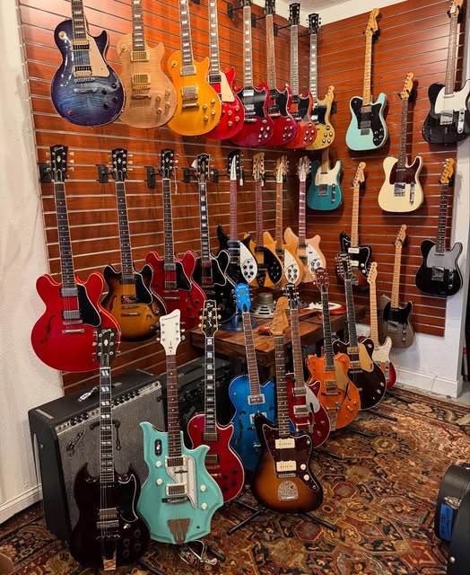 Inventory Changes at Redwoods Vintage Guitars