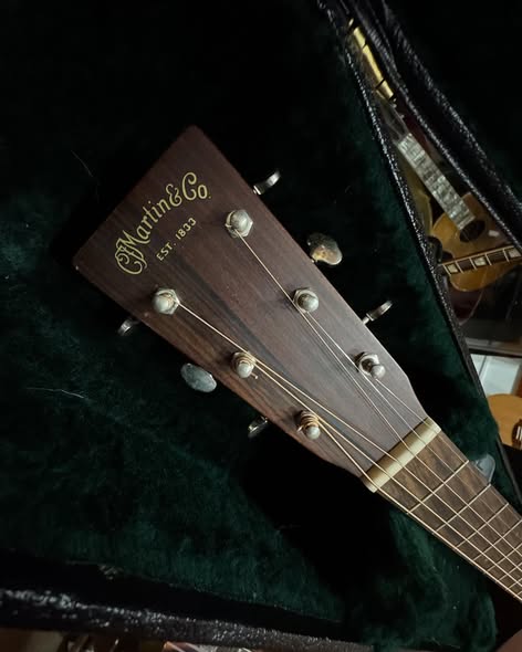 Martin Orchestra 15 Series at Redwoods Vintage Guitars Headstock Martin Orchestra 15 Series at Redwoods Vintage Guitars Headstock