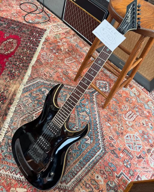 Washburn Renegade at redwoods vintage Guitars St Pete Florida