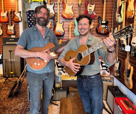 1959 Silvertone/Danelectro ft Tyler Ramsey