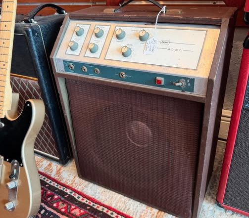 1960’s Sears Silvertone Tube Amp with Tremolo
