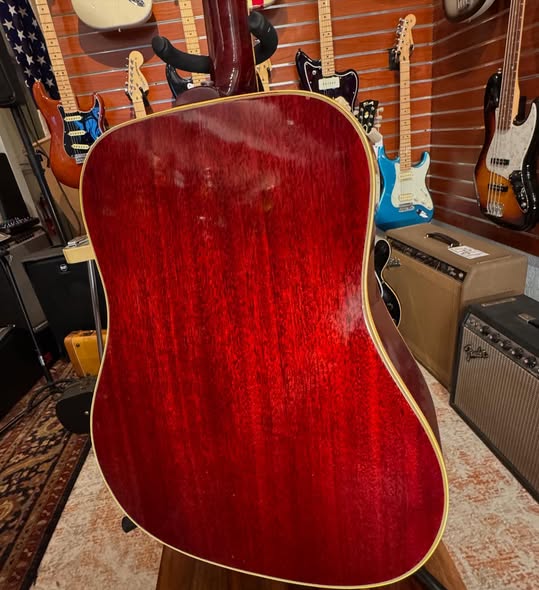 1968 Gibson Hummingbird at Redwoods Vintage Guitars St Pete Florida back 1968 Gibson Hummingbird at Redwoods Vintage Guitars St Pete Florida