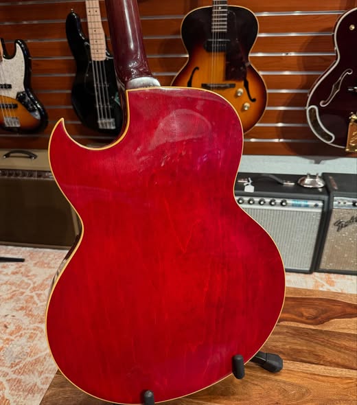 1969 ES125 C at Redwoods Vintage Guitars St Pete Florida