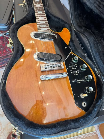 1970’s Gibson Les Paul Recording at Redwoods Vintage Guitars St Pete Florida