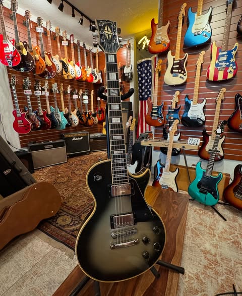1981 Gibson Les Paul Custom Silverburst at Redwoods Vintage Guitars St Pete Florida