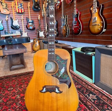 1984 90th Anniversary Gibson Dove at Redwoods vintage Guitars St Pete Florida