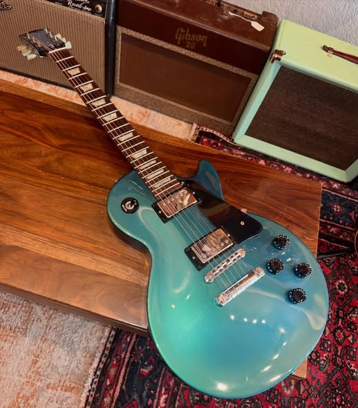 2000's Gibson Les Paul “Flip-Flop” Teal Blue