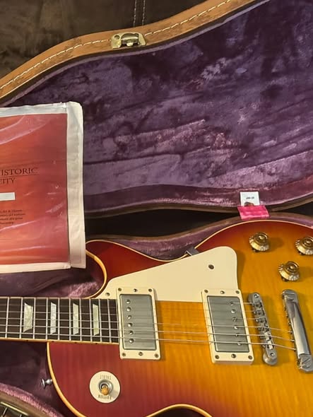 2006 Reissue 1959 Gibson R9 Custom Historic Burst at Redwoods Vintage Guitars St Pete Florida Body 2006 Reissue 1959 Gibson R9 Custom Historic Burst at Redwoods Vintage Guitars St Pete Florida