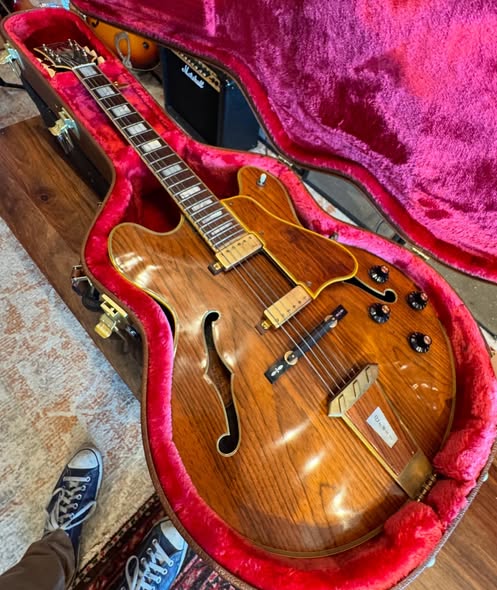 Gibson Crest at Redwoods vintage Guitars St Pete Florida