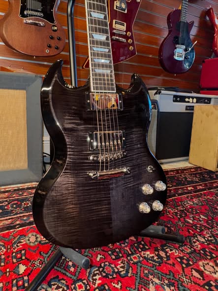 Gibson USA Modern SG in Flametop Grey