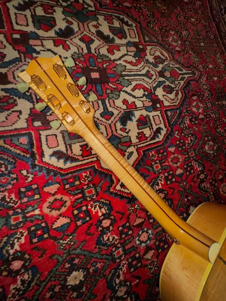 J200s at Redwoods Vintage Guitars St Pete Florida