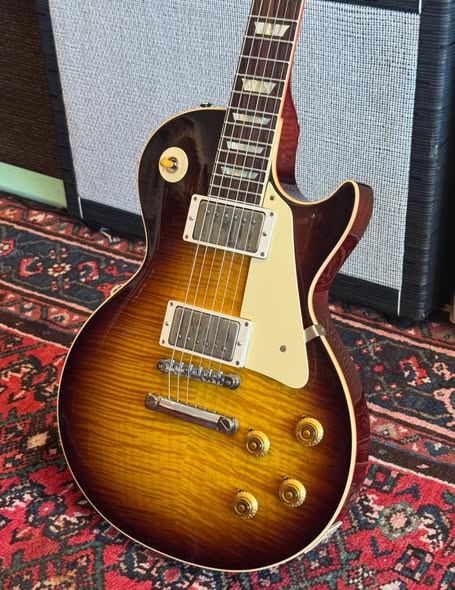 Reissue 1959 Gibson Custom R9 Tobacco at Redwoods Vintage Guitars St Pete Florida Body Reissue 1959 Gibson Custom R9 Tobacco at Redwoods Vintage Guitars St Pete Florida