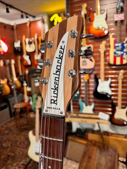 Rickenbacker 330 MapleGlo (2) at Redwoods Vintage Guitars St Pete Florida