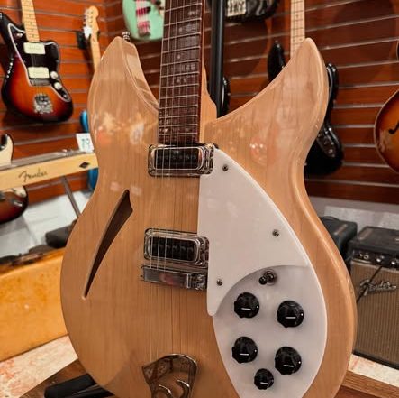 Rickenbacker 330 Mapleglo at Redwoods Vintage Guitars St Pete Florida