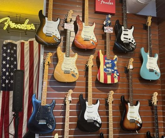 Straturday at Redwoods Vintage Guitars St Pete Florida
