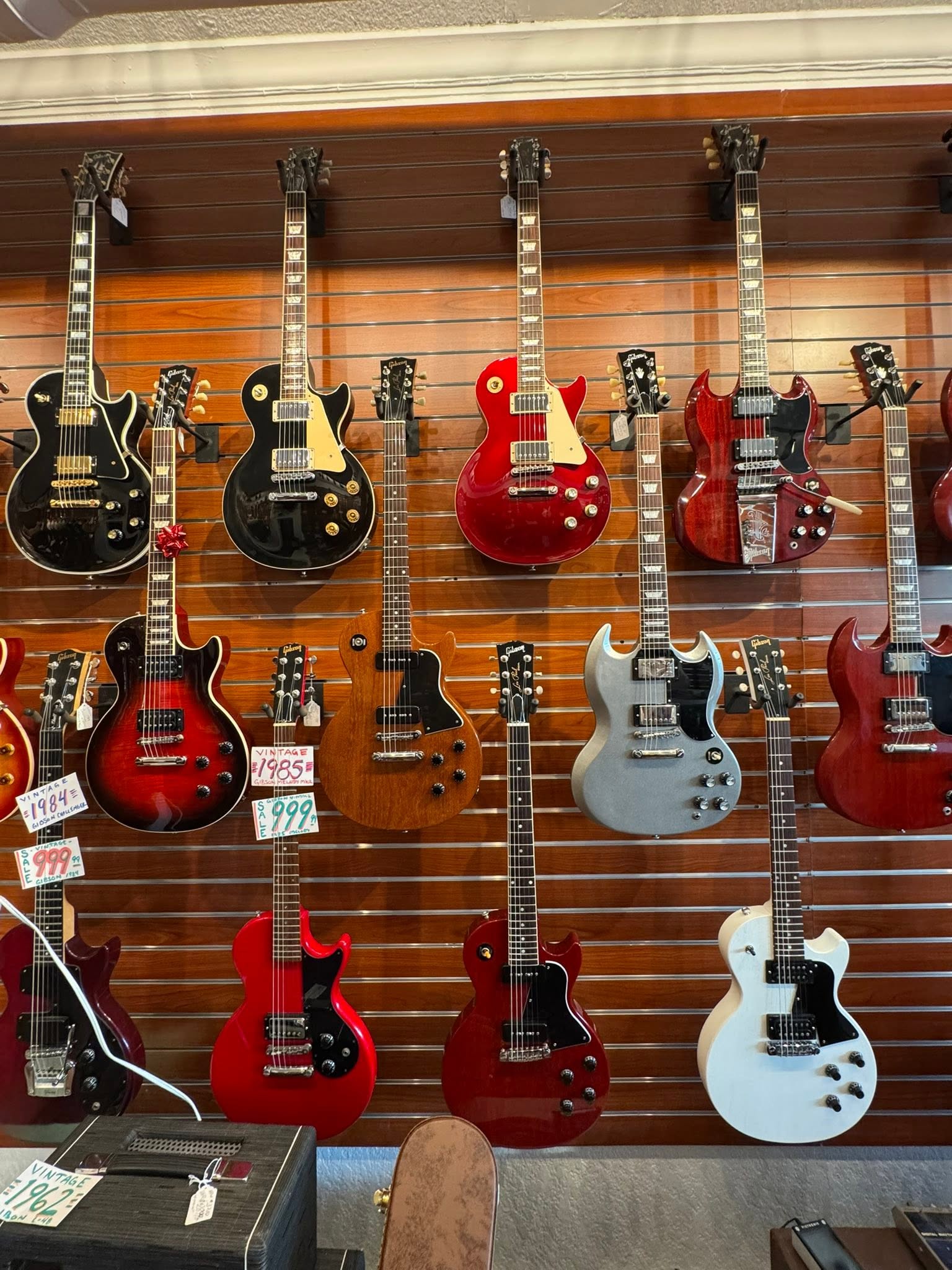 Vintage & Pre-Owned at Redwoods Vintage guitars St Pete Florida