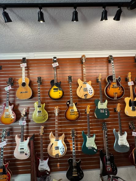 Vintage & Pre-Owned at Redwoods Vintage guitars St Pete Florida