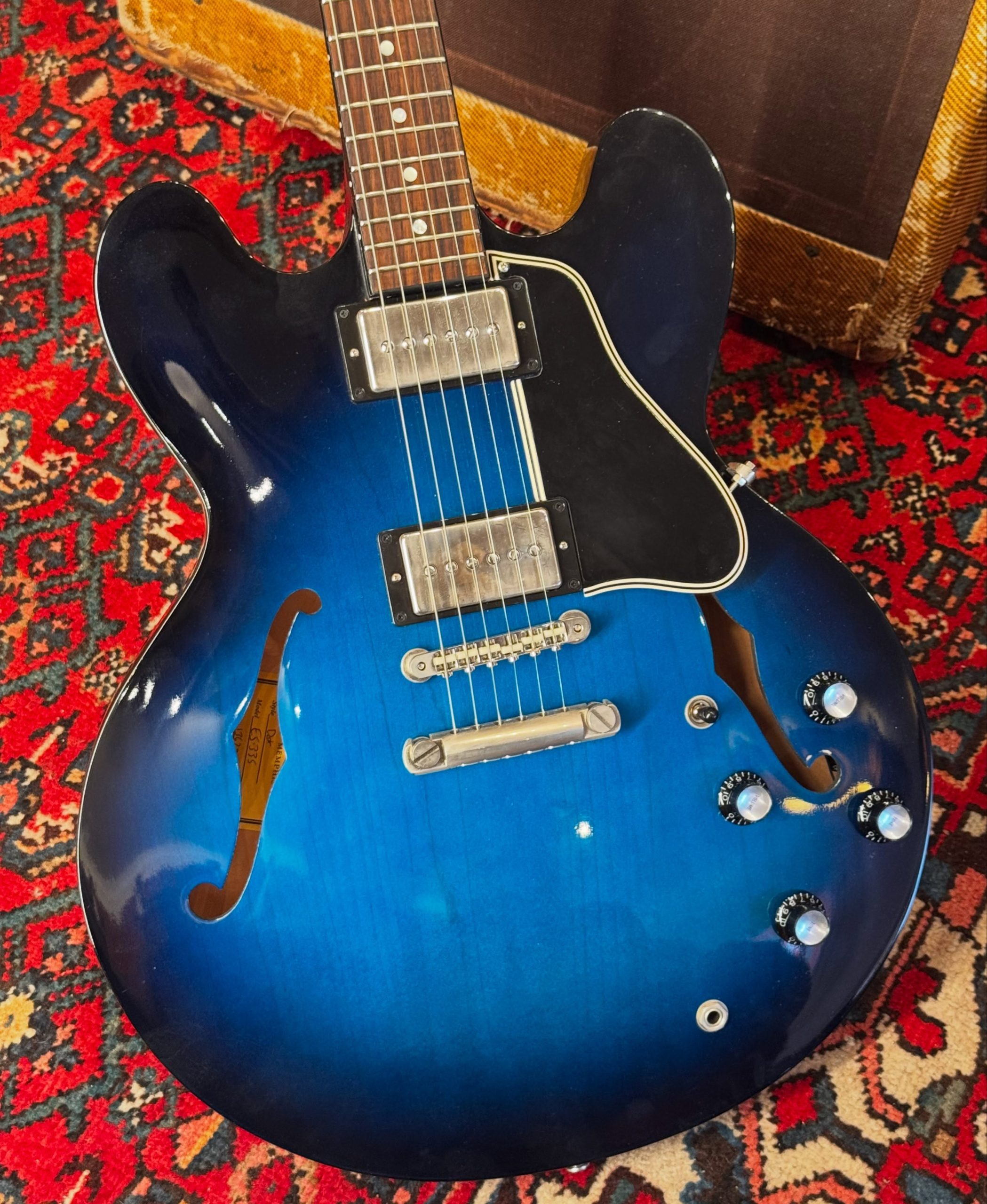 Gibson ES-335 blueburst memphis factory at Redwoods St.Pete Guitars Gibson ES-335 blueburst memphis factory at Redwoods St.Pete Guitars