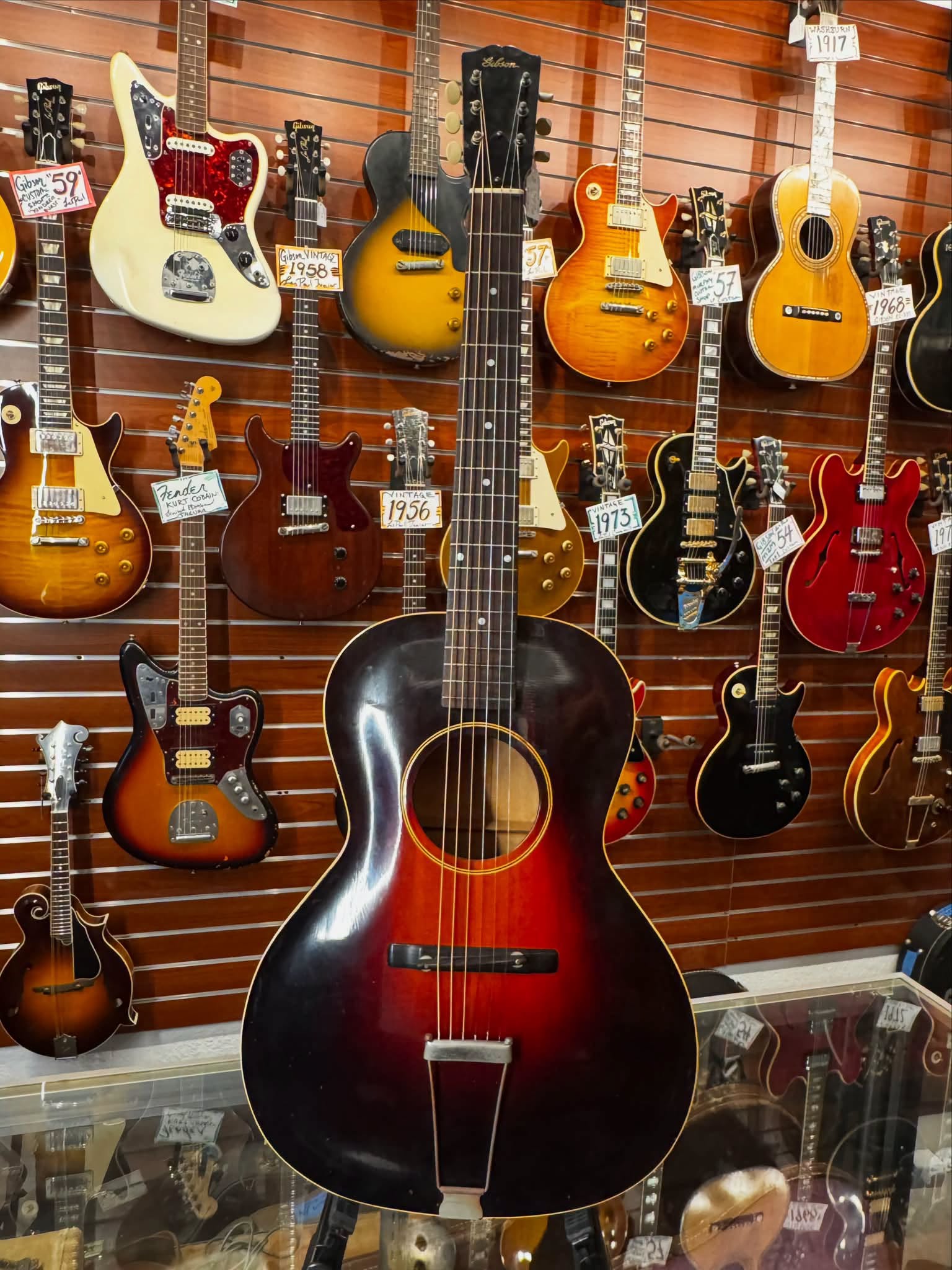 Rare vintage Gibson guitars in Tampa St.Pete Florida